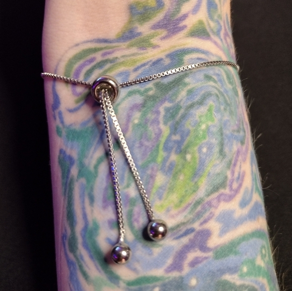 Silver and Green Gemstone Bracelet NWOT - Picture 2 of 8